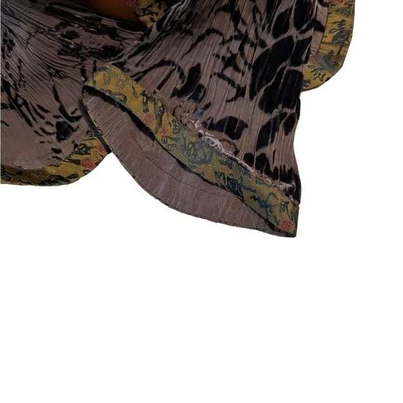 Vintage Anis A. Women's Large Brown 100% Silk Beaded Floral Velvet Cardigan - Picture 5 of 12